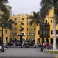 Place des armes à Lima